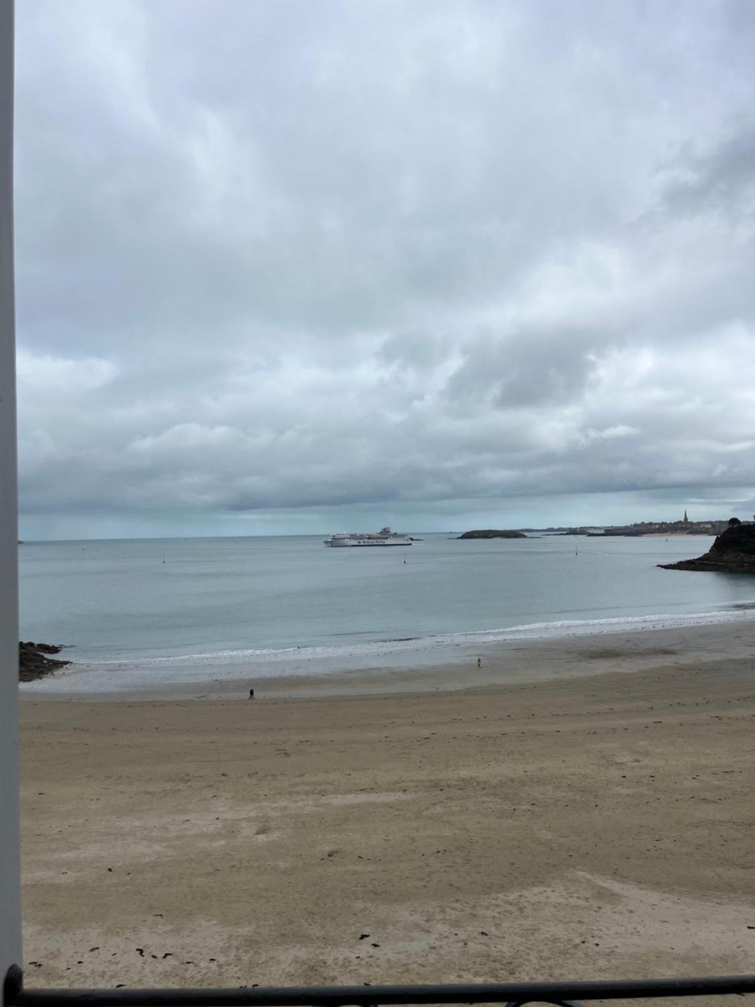 Le Royal XIX Vue Mer 212 Dinard Esterno foto