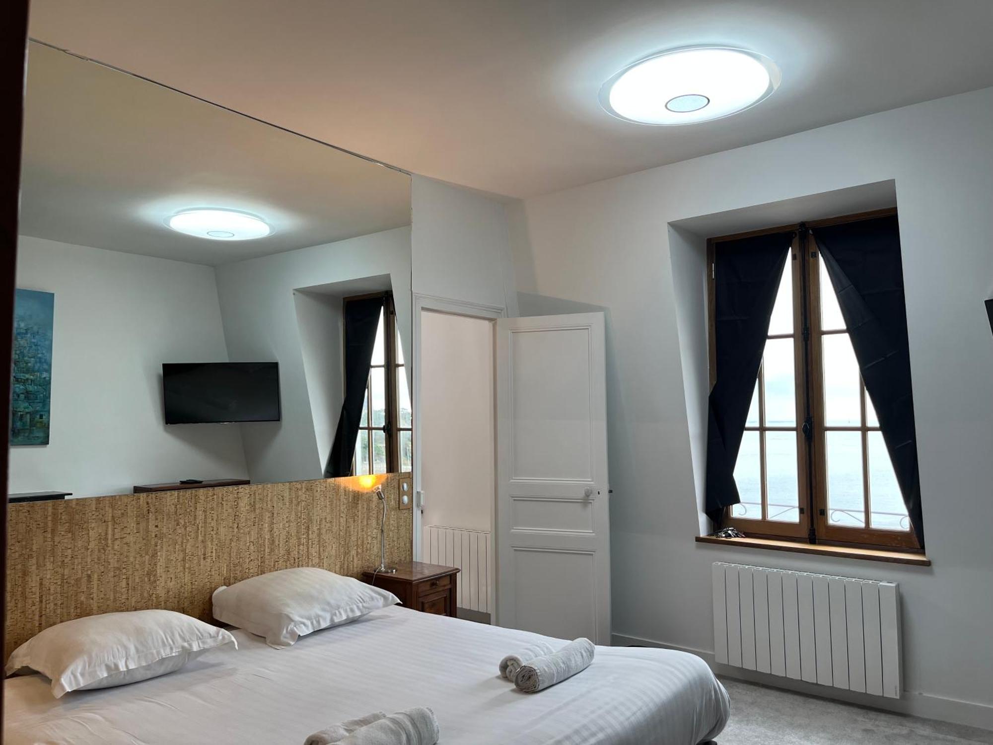 Le Royal XIX Vue Mer 212 Dinard Esterno foto
