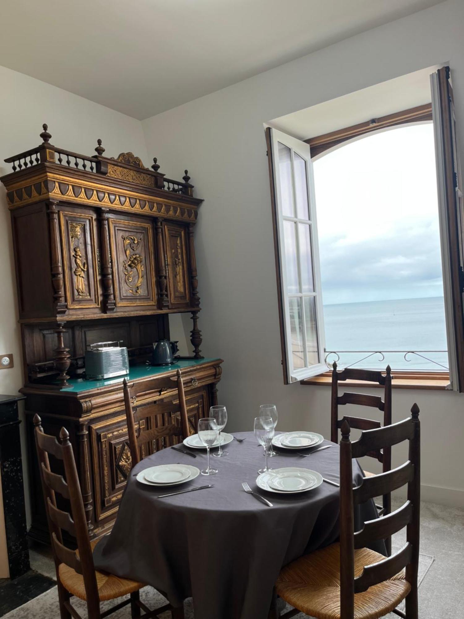 Le Royal XIX Vue Mer 212 Dinard Esterno foto